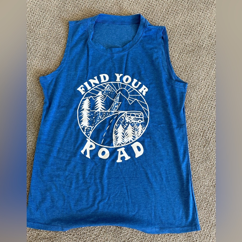 Find your road workout tank. Size L